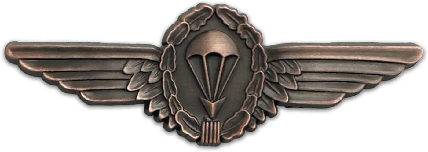 German Bronze Small Parachutist Foreign Jump Wings, Brite